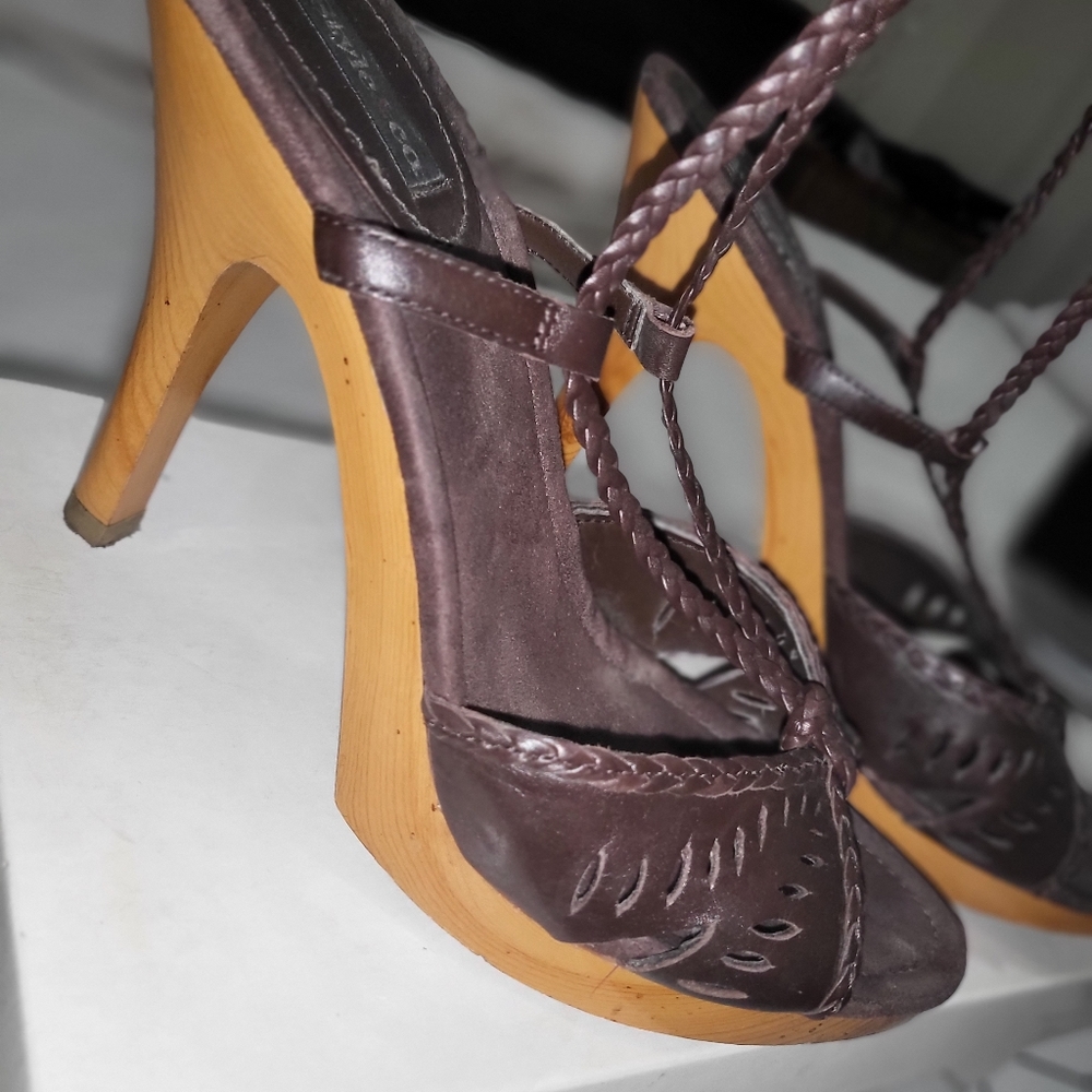 Heeled sandals